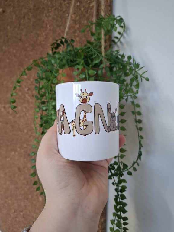 Lille Krus med NAVN: Dyr Grøn skrift, Hvid baggrund (4)