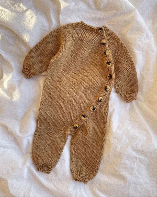 Opskrift: PetiteKnit - MONDAY SUIT