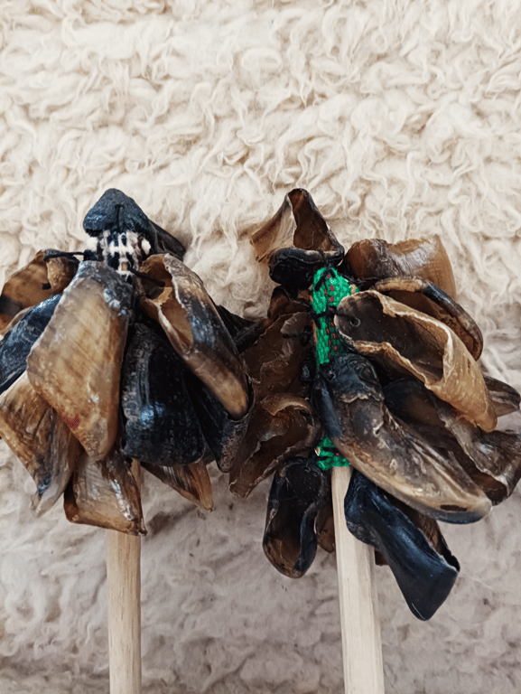 Rasle fra Peru.. den ægte med klove fra geder billede 2