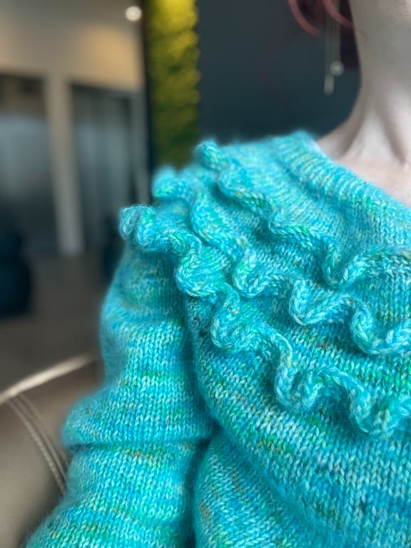 Snirkelcardigan billede 2