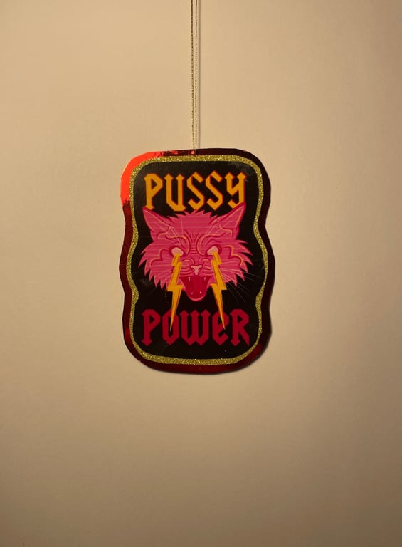 Ophæng - Pussy Power