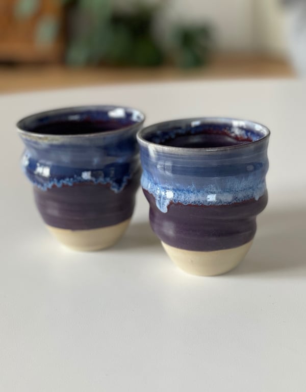 Kop, Cortado - spiraldrejet, mørk violet/creme