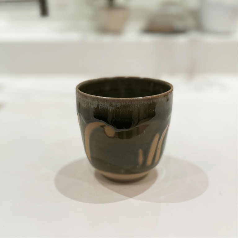 Kop uden hank grøn/lyseblå med dekoration #1