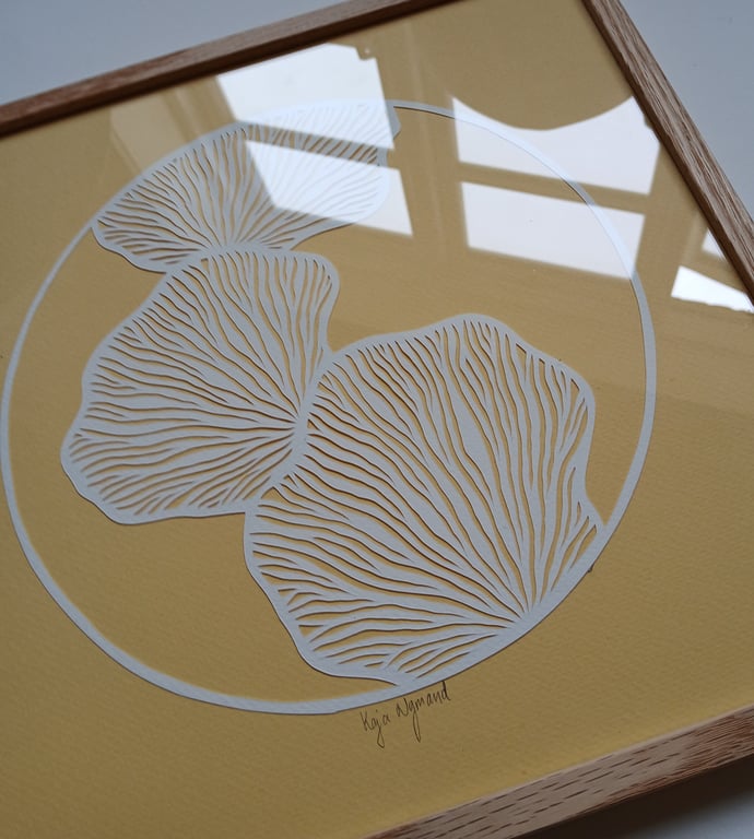 30x30cm papercut, banana, indrammet  (3)