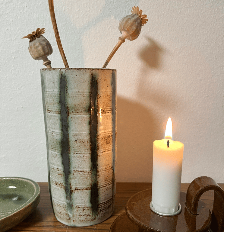 Vase, hvid nistret, med mønster billede 3