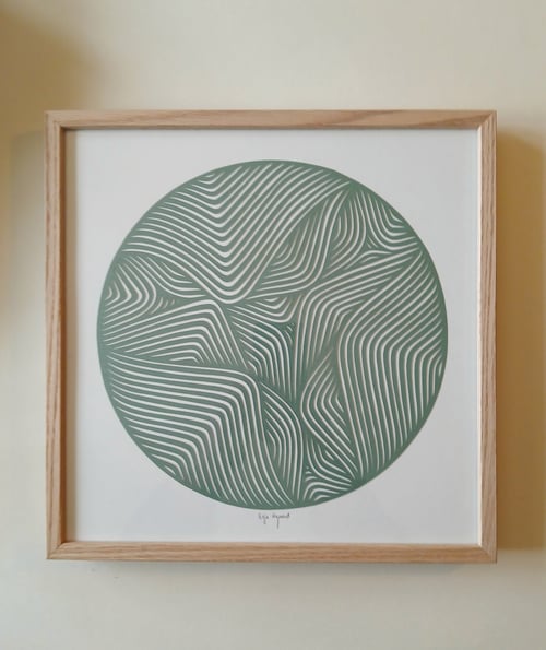 30x30cm papercut, støvet jade, indrammet 
