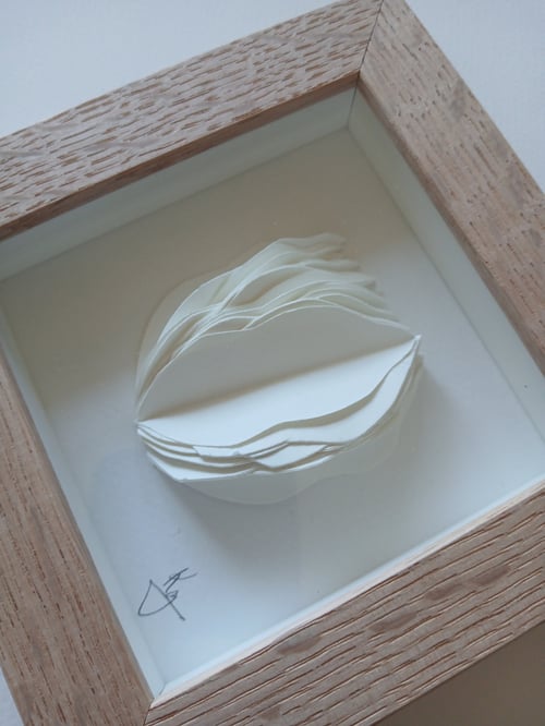 10x10, relief, indrammet  (2)