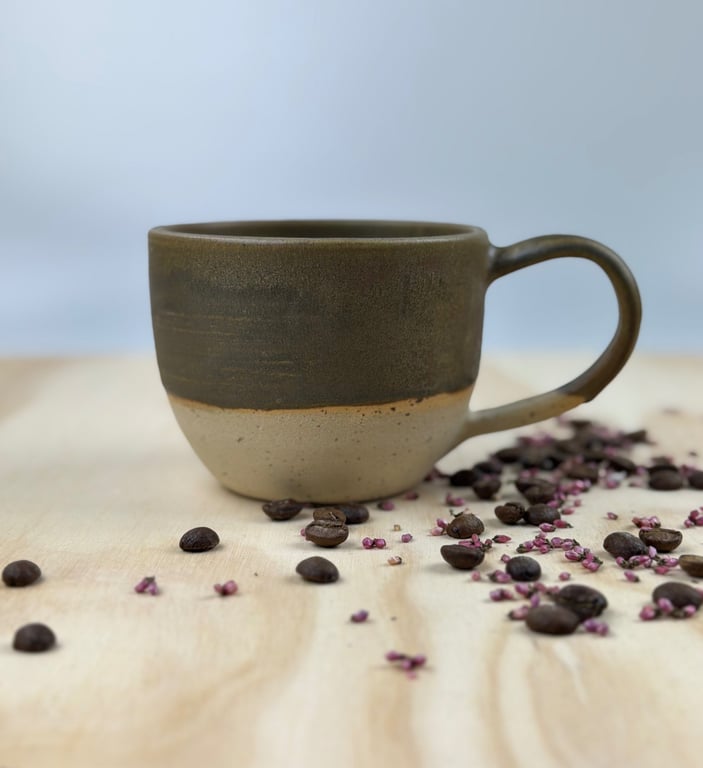 Brun lava kop med hank 