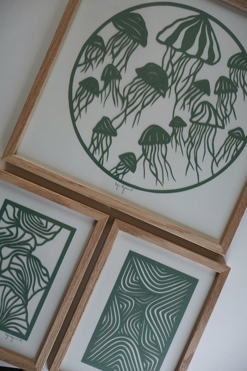 30x30cm, hav af gopler, støvet Jade, indrammet 