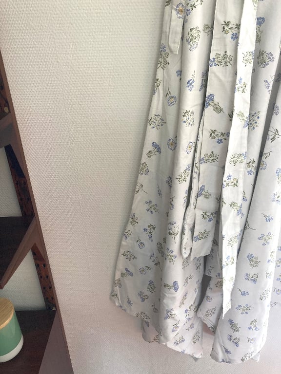 Hvid Mathilde-jumpsuit med blomster