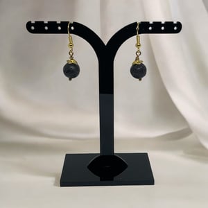 Sorte Øreringe – produktbillede