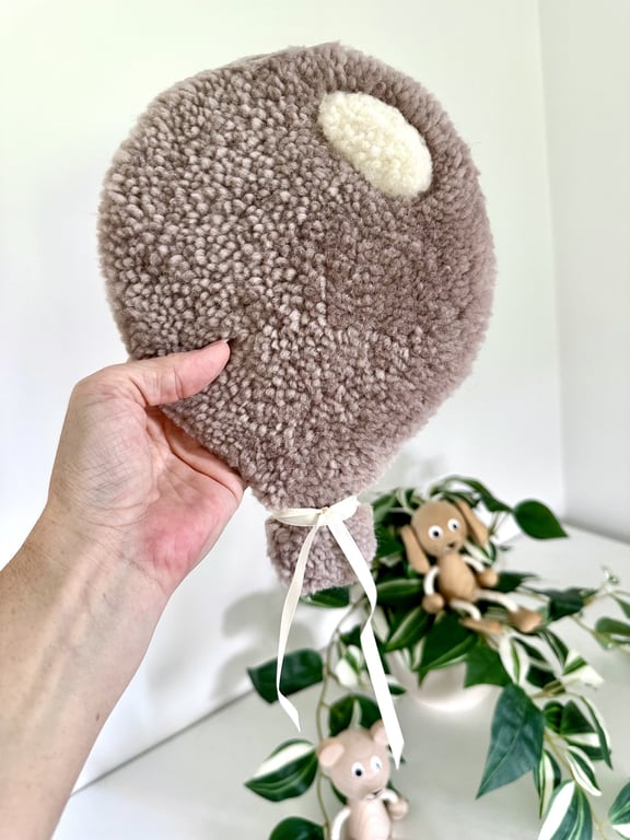 Tuftet farverig ballon (lille)- Håndlavet vægkunst i 100% uld. billede 2