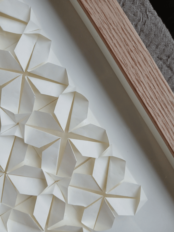 a4, Foldet papirværk, naturhvid, Indrammet billede 6