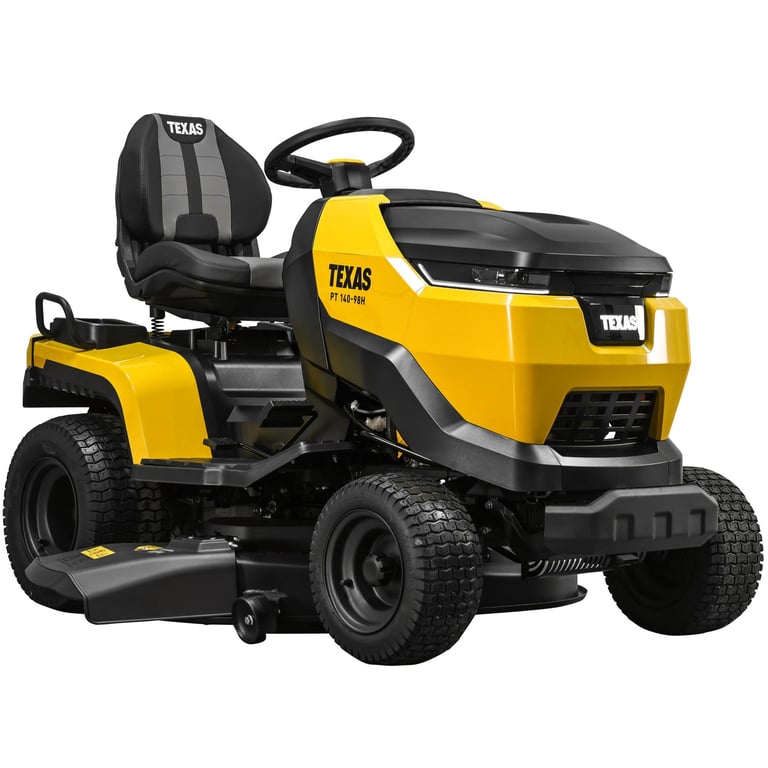 Græsplæneklipper på hjul i gul og sort med sæde og styrehjul, mærket TEXAS PT 140-98H.