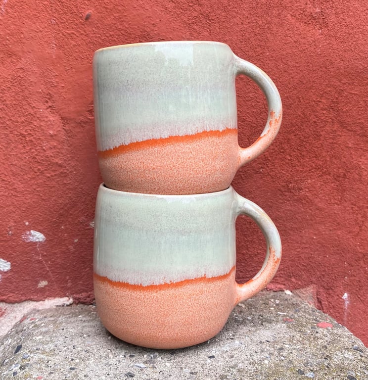 Hånddrejet kop med hank billede 6