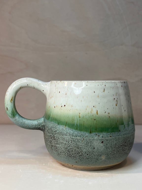 Buttet kop. 360 ml. H: 8,5 cm billede 2