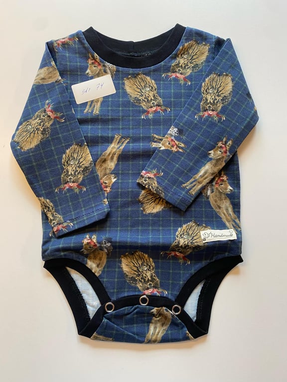 Body med lange ærmer. Størrelse 74