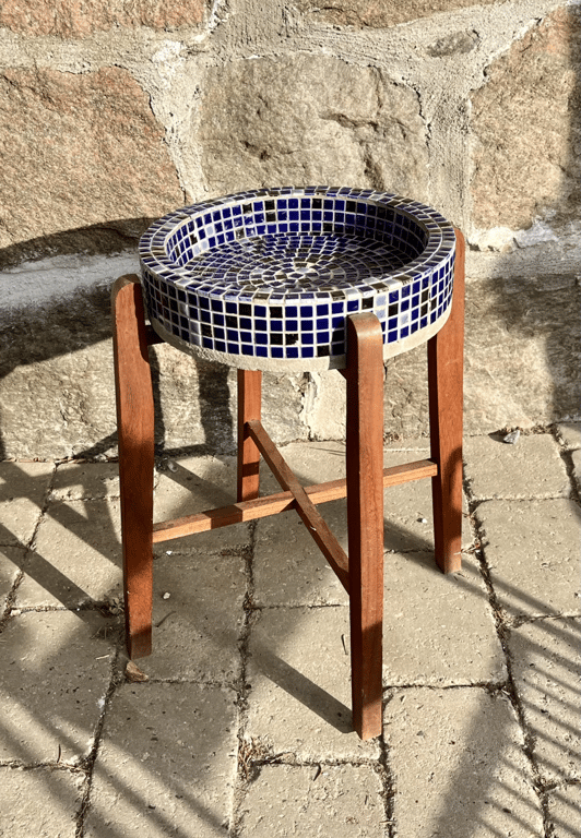 Blomster bord med mosaik