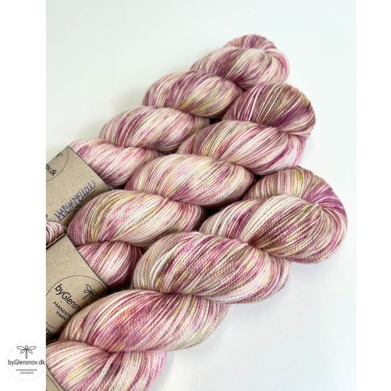 HIGH TWIST Marshmallow (Pip)