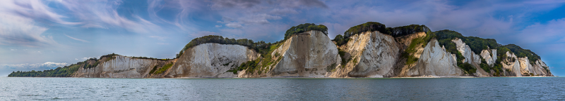 Møns klint i panorama set fra Østersøen en smuk sommer eftermiddag 3 mtr. billede 2