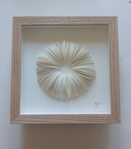 20x20cm, relief, indrammet  (2)