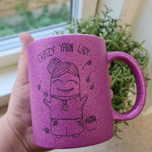 Krus: crazy yarn lady Lilla Glimmer – produktbillede