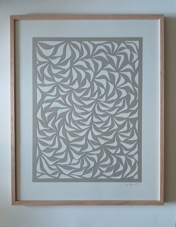 40x50cm papercut, beigegrå, indrammet  (2)