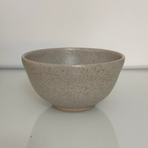 Skål med fod, beige granit (1)