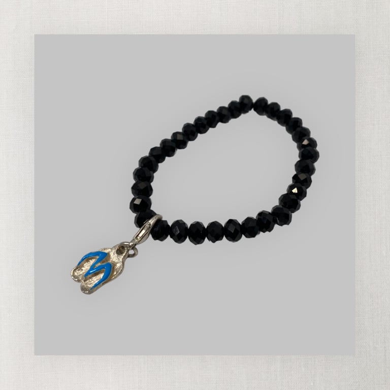 Sort Børne Armbånd med charm af klipklapper