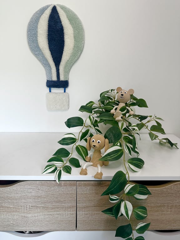 Tuftet luftballon - Håndlavet vægkunst i 100% uld.