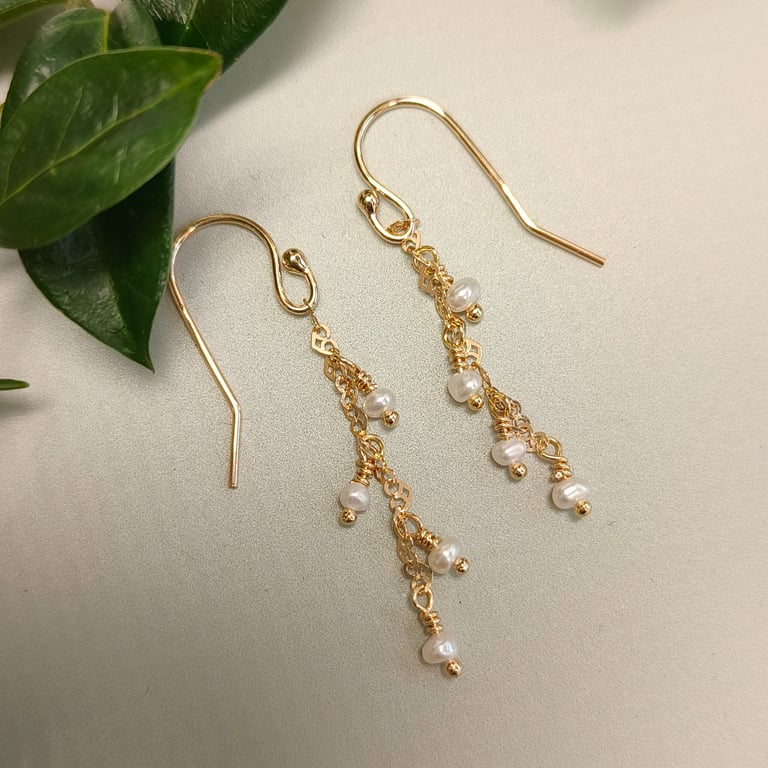 Blomster på hjertestien - øreringe - ferskvandsperler