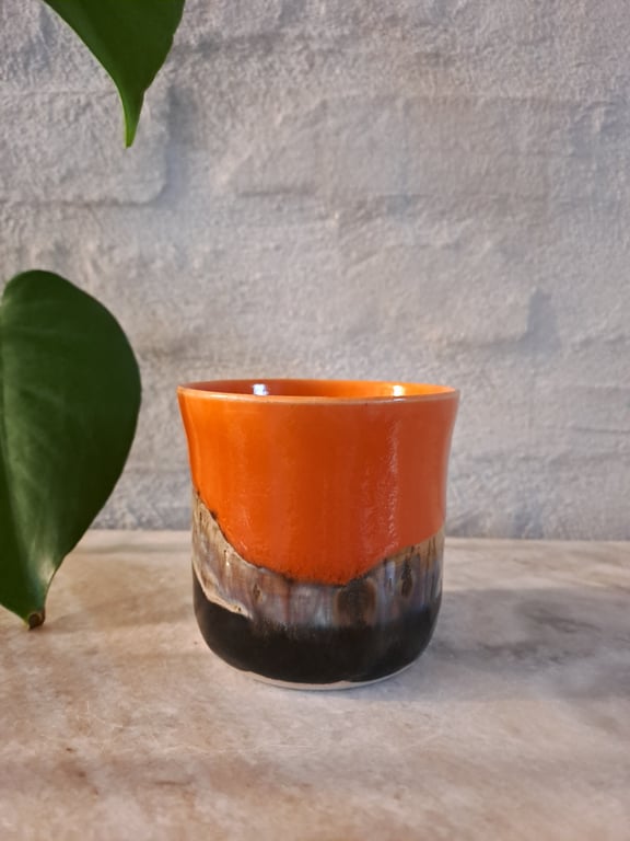 Koppen kan indeholde 275 ml.