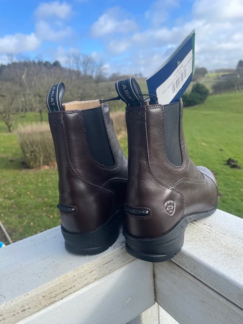 Ariat/ Haritage IV Zip Paddock (5)