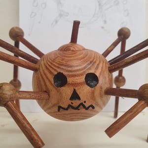 Skræmmende græskar edderkop. Anderledes bordpynt – produktbillede