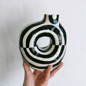 VASE STRIBET DONUT – produktbillede