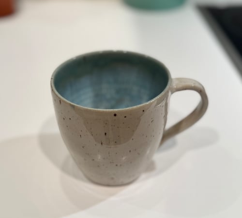 Kop råhvid med nister, Aquamarin med effekt (2)