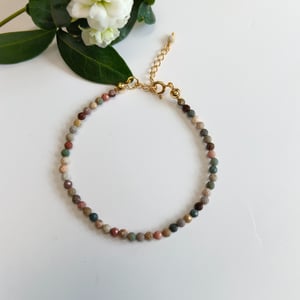 Sten på stranden - armbånd – produktbillede