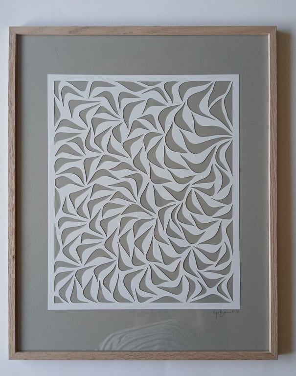 40x50cm papercut, beigegrå, indrammet  billede 5