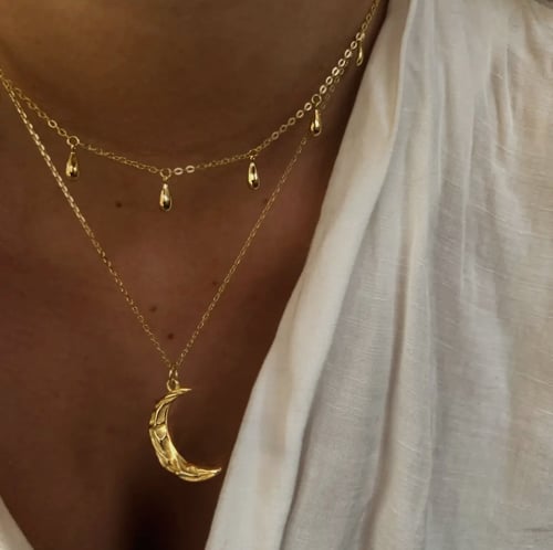 I AM Free &amp; Happy  -  Måne halskæde guld