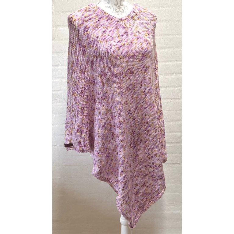 Poncho - Unicorn Giving