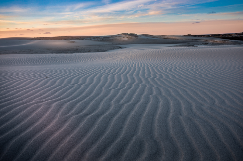  Sand riller på Råbjerg mile i Skagen lige efter solnedgang