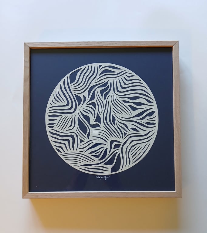 30x30cm papercut, Marineblå, indrammet