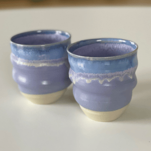 Kop, Cortado - spiral, lilla/cremehvid – produktbillede