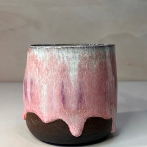 Hjerteformet kop. 270 ml. H: 7,5 cm – produktbillede