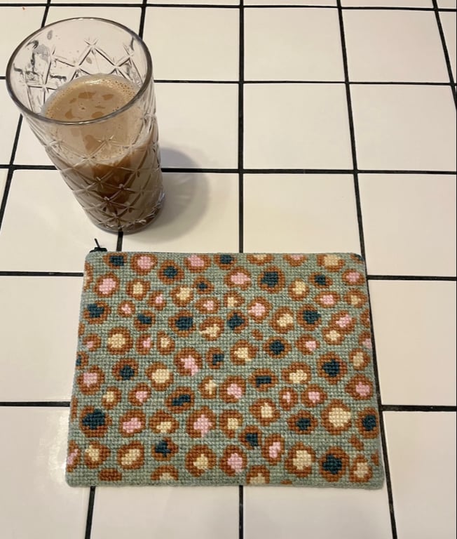 Crazy Leo Clutch 2033-1 - Str. 16,5 x 21,5 cm.