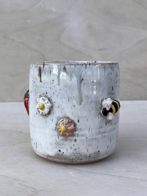 Sommer kop. 330 ml. H: 8,5 cm