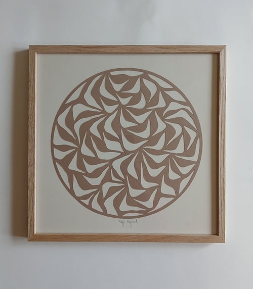 30x30cm, Papercut, nougat, indrammet 