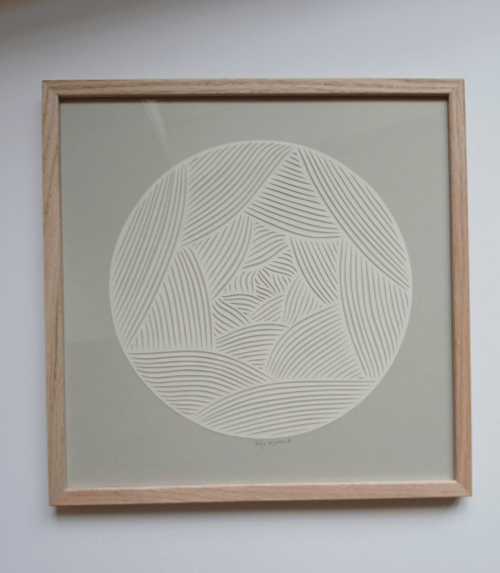 30x30cm papercut, perlegrå, indrammet