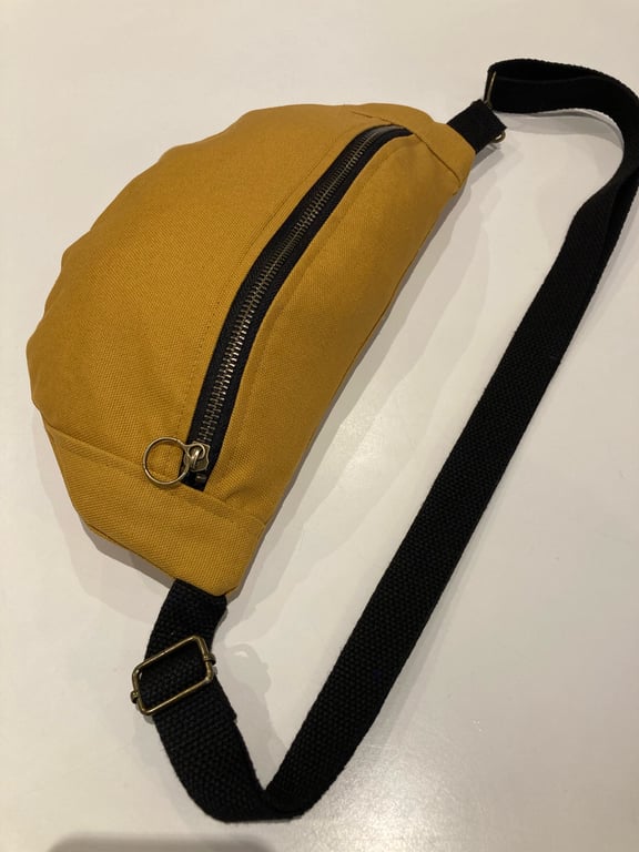 Bumbag i canvas - Karry farve 