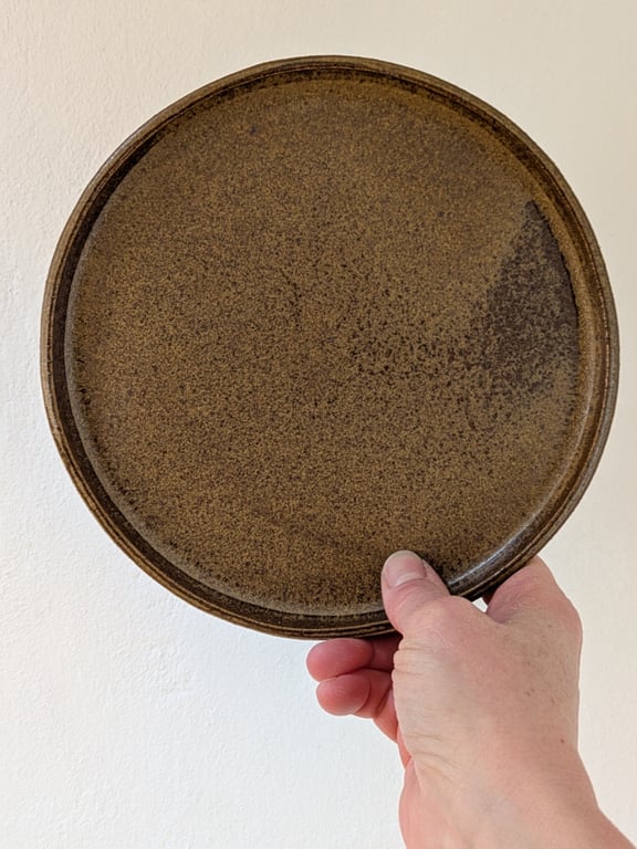 frokosttallerken brun